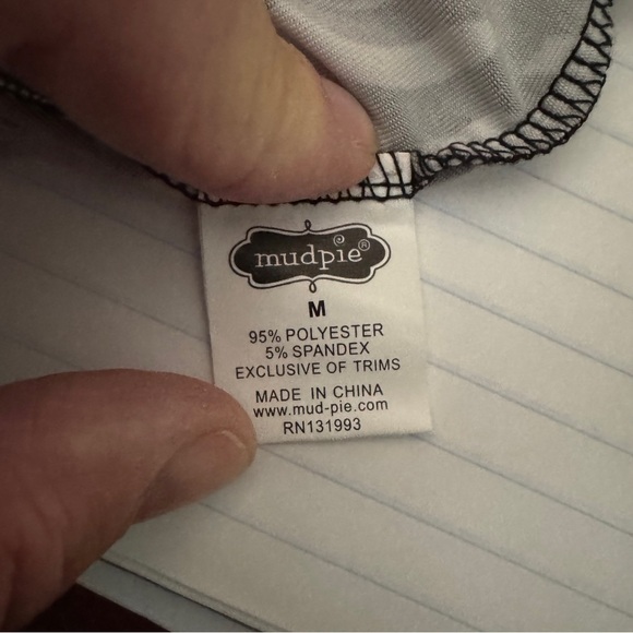 Mud Pie women’s dress size medium gold tone buttons on sleeves black and white - Picture 6 of 6